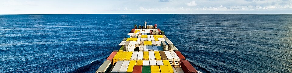 Containers en el mar