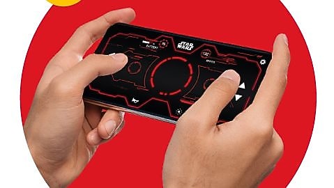 Enciente tu batería, conéctala vía Bluetooth a tu celular y ¡listo!