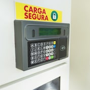 Sistema de Carga segura en nuestros surtidores de combustible Shell