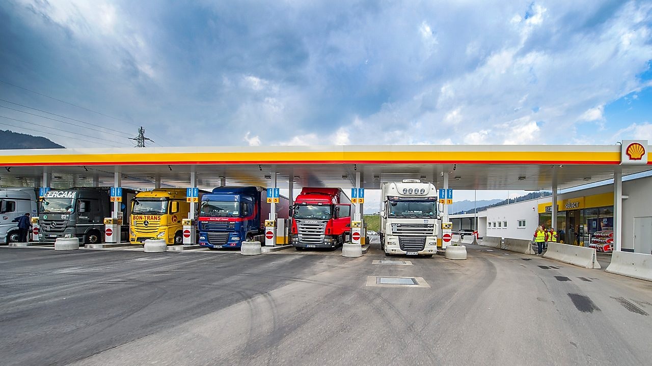 Clientes corporativos, proveedores, socios o inversores